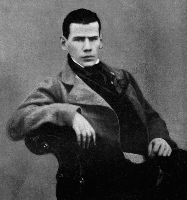 Молодой Лев Толстой