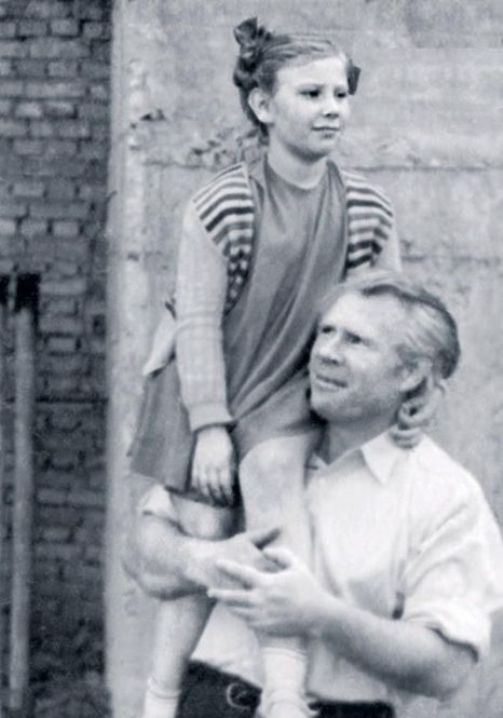 Иван Рыжов с дочкой