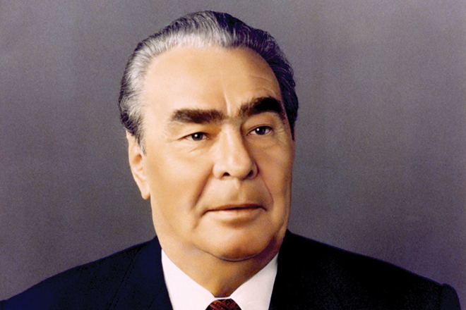 Портрет Брежнева.