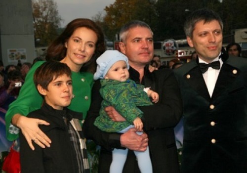 Абашкин с семьей